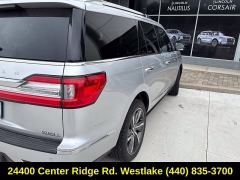 Used 2019  Lincoln Navigator 4d SUV 4WD Reserve at Drive Now Westlake near Westlake&comma; OH