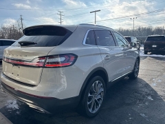 Used 2023  Lincoln Nautilus Reserve AWD at DriveNow Mayfield near Mayfield Heights, OH