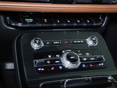 Used 2022  Lincoln Nautilus Reserve AWD at DriveNow Mayfield near Mayfield Heights&comma; OH