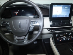 Used 2019  Lincoln Navigator 4d SUV 4WD Reserve at Drive Now Westlake near Westlake&comma; OH