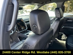 Used 2024  GMC Acadia FWD 4dr Elevation at DriveNow Mayfield near Mayfield Heights&comma; OH