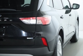 Used 2020 Ford Escape 4d SUV AWD SE at Drive Now Westlake near Westlake, OH