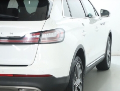 Used 2022  Lincoln Nautilus Reserve AWD at DriveNow Mayfield near Mayfield Heights&comma; OH