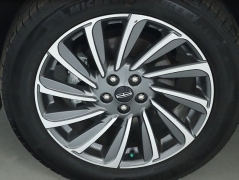 Used 2023  Lincoln Corsair Reserve FWD at DriveNow Mayfield near Mayfield Heights&comma; OH