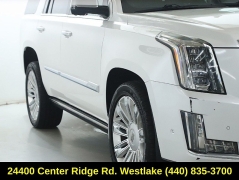 Used 2020  Cadillac Escalade 4d SUV 4WD Platinum at Drive Now Westlake near Westlake&comma; OH