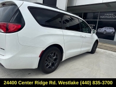 Used 2019  Chrysler Pacifica Limited FWD at DriveNow Mayfield near Mayfield Heights&comma; OH