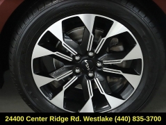 Used 2022  Kia Carnival EX FWD at Drive Now Westlake near Westlake&comma; OH