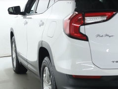Used 2024  GMC Terrain AWD 4dr SLE at Drive Now Westlake near Westlake&comma; OH