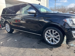 Used 2019  Ford Expedition Max 4d SUV 4WD Platinum at DriveNow Mayfield near Mayfield Heights, OH
