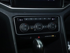 Used 2021  Volkswagen Atlas Cross Sport 3&period;6L V6 SEL R-Line 4MOTION at DriveNow Mayfield near Mayfield Heights&comma; OH