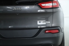Used 2017 Jeep Cherokee 4d SUV 4WD Latitude I4 at DriveNow Mayfield near Mayfield Heights, OH