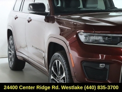 Used 2021  Jeep Grand Cherokee L Overland 4x4 at DriveNow Mayfield near Mayfield Heights&comma; OH