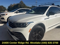 Used 2023  Volkswagen Tiguan 2&period;0T SE R-Line Black FWD at Drive Now Westlake near Westlake&comma; OH