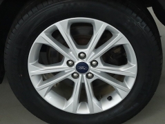 Used 2018  Ford Escape SE 4WD at Drive Now Westlake near Westlake&comma; OH