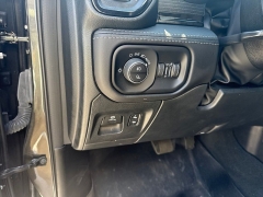 Used 2022  Ram 1500 4WD Limited Crew Cab 5'7" Box at Drive Now Westlake near Westlake&comma; OH