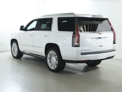 Used 2020  Cadillac Escalade 4d SUV 4WD Platinum at Drive Now Westlake near Westlake&comma; OH