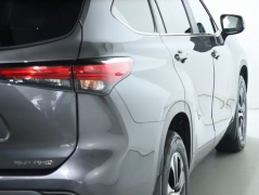 Used 2023  Toyota Highlander L AWD at Drive Now Westlake near Westlake, OH