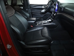 Used 2022  Ford Explorer Platinum 4WD at DriveNow Mayfield near Mayfield Heights&comma; OH