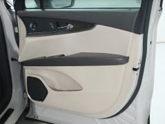 Used 2019  Lincoln Nautilus Reserve AWD at DriveNow Mayfield near Mayfield Heights&comma; OH