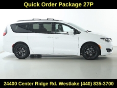 Used 2019  Chrysler Pacifica Limited FWD at DriveNow Mayfield near Mayfield Heights&comma; OH
