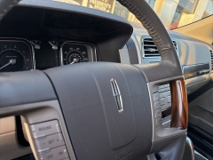 Used 2007  Lincoln MKX AWD 4dr at Drive Now Westlake near Westlake&comma; OH