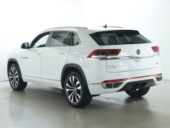 Used 2021  Volkswagen Atlas Cross Sport 3&period;6L V6 SEL R-Line 4MOTION at DriveNow Mayfield near Mayfield Heights&comma; OH