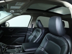 Used 2023  Lincoln Aviator Standard AWD at Drive Now Westlake near Westlake&comma; OH