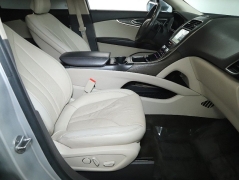 Used 2018  Lincoln MKX 4d SUV FWD Reserve 3&period;7L at Drive Now Westlake near Westlake&comma; OH