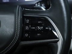 Used 2021  Jeep Grand Cherokee L Overland 4x4 at Drive Now Westlake near Westlake&comma; OH