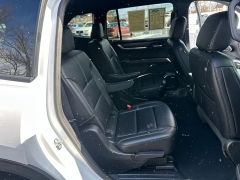 Used 2024  GMC Acadia FWD 4dr Elevation at DriveNow Mayfield near Mayfield Heights&comma; OH