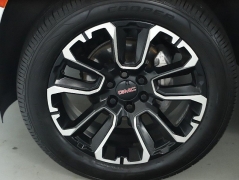 Used 2022  GMC Yukon XL 4WD 4dr SLT at DriveNow Mayfield near Mayfield Heights&comma; OH