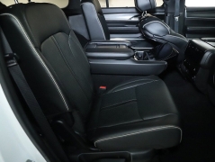 Used 2022  Jeep Grand Wagoneer Series II Obsidian 4x4 at Drive Now Westlake near Westlake&comma; OH