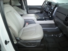 Used 2021  Ford Expedition Limited 4x4 at DriveNow Mayfield near Mayfield Heights&comma; OH