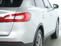 Used 2018  Lincoln MKX 4d SUV FWD Reserve 3&period;7L at Drive Now Westlake near Westlake&comma; OH