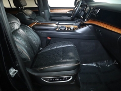 Used 2022  Jeep Grand Wagoneer Series III 4x4 at Drive Now Westlake near Westlake&comma; OH
