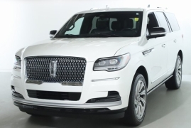Used 2023 Lincoln Navigator Reserve 4x4 at DriveNow Mayfield near Mayfield Heights, OH