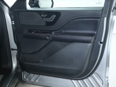 Used 2023  Lincoln Aviator Standard AWD at Drive Now Westlake near Westlake&comma; OH