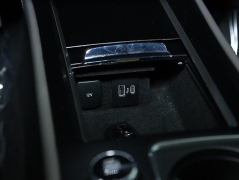 Used 2024  Lincoln Corsair Reserve AWD at Drive Now Westlake near Westlake&comma; OH