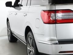 Used 2019  Lincoln Navigator 4d SUV 4WD Reserve at Drive Now Westlake near Westlake&comma; OH