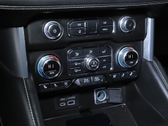 Used 2021  GMC Yukon XL 4WD 4dr SLT at Drive Now Westlake near Westlake&comma; OH