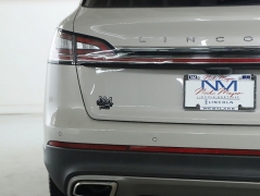 Used 2019  Lincoln Nautilus Reserve AWD at DriveNow Mayfield near Mayfield Heights&comma; OH