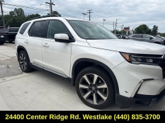 Used 2024  Honda Pilot Elite AWD at DriveNow Mayfield near Mayfield Heights&comma; OH