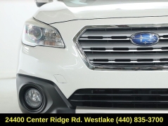 Used 2017  Subaru Outback 4d SUV 2&period;5i Limited at Drive Now Westlake near Westlake&comma; OH