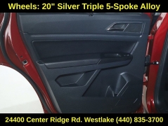 Used 2019  Volkswagen Atlas 4d SUV 3&period;6L SEL 4motion at DriveNow Mayfield near Mayfield Heights&comma; OH