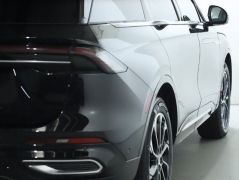 Used 2024  Lincoln Nautilus Reserve AWD at DriveNow Mayfield near Mayfield Heights, OH