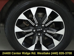 Used 2022  Kia Carnival EX FWD at Drive Now Westlake near Westlake&comma; OH