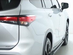 Used 2023  Toyota Highlander XSE FWD at DriveNow Mayfield near Mayfield Heights, OH