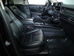 Used 2025  Lincoln Corsair Premiere FWD at Drive Now Westlake near Westlake&comma; OH