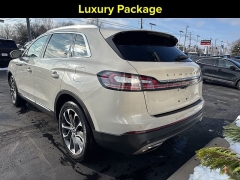 Used 2023  Lincoln Nautilus Reserve AWD at DriveNow Mayfield near Mayfield Heights, OH