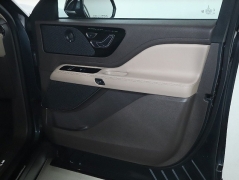 Used 2024  Lincoln Aviator Reserve AWD at Drive Now Westlake near Westlake&comma; OH